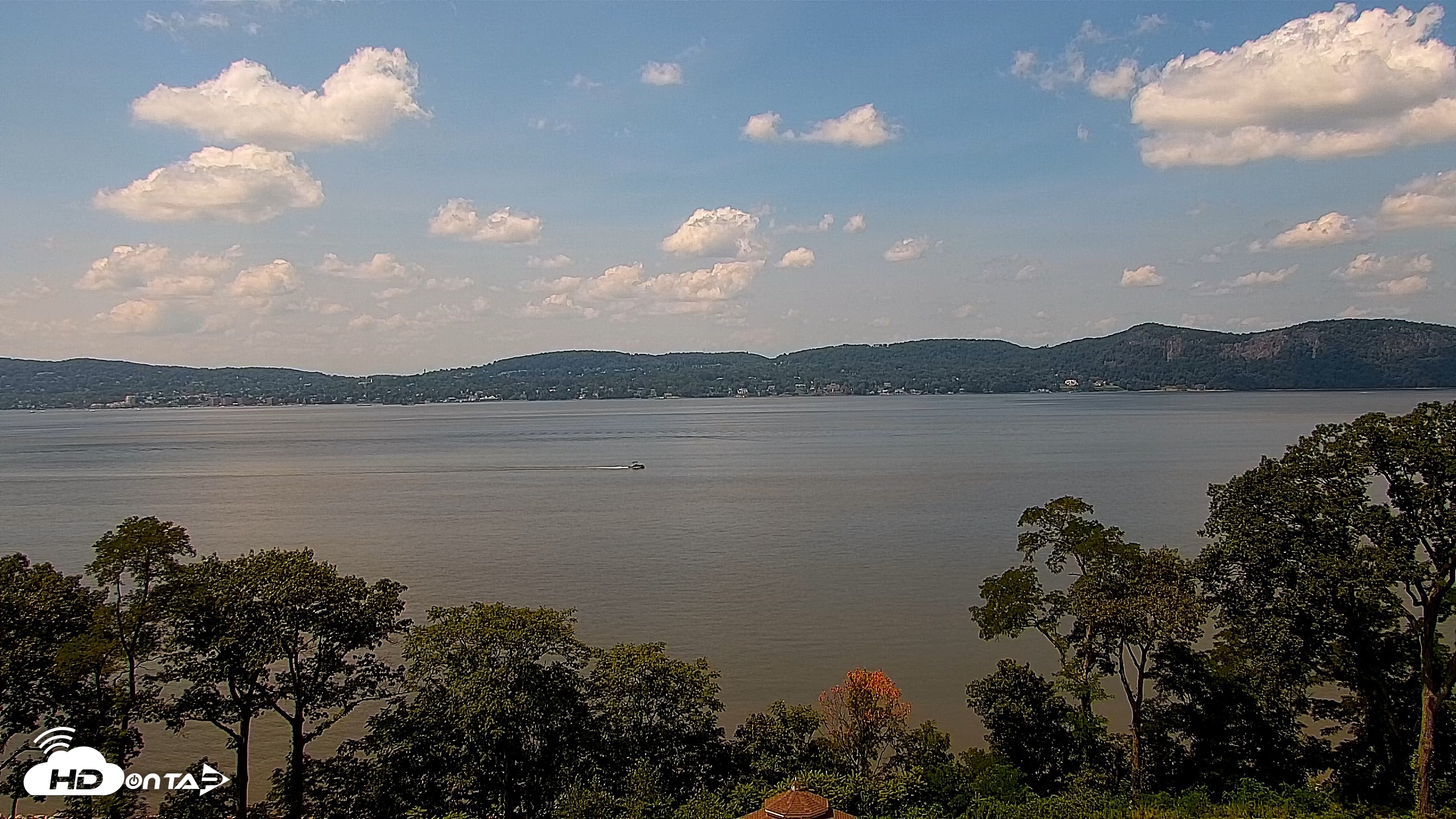 Snapshot of Hudson River Live Webcam taken Aug 9, 2026, 12:35pm EDT