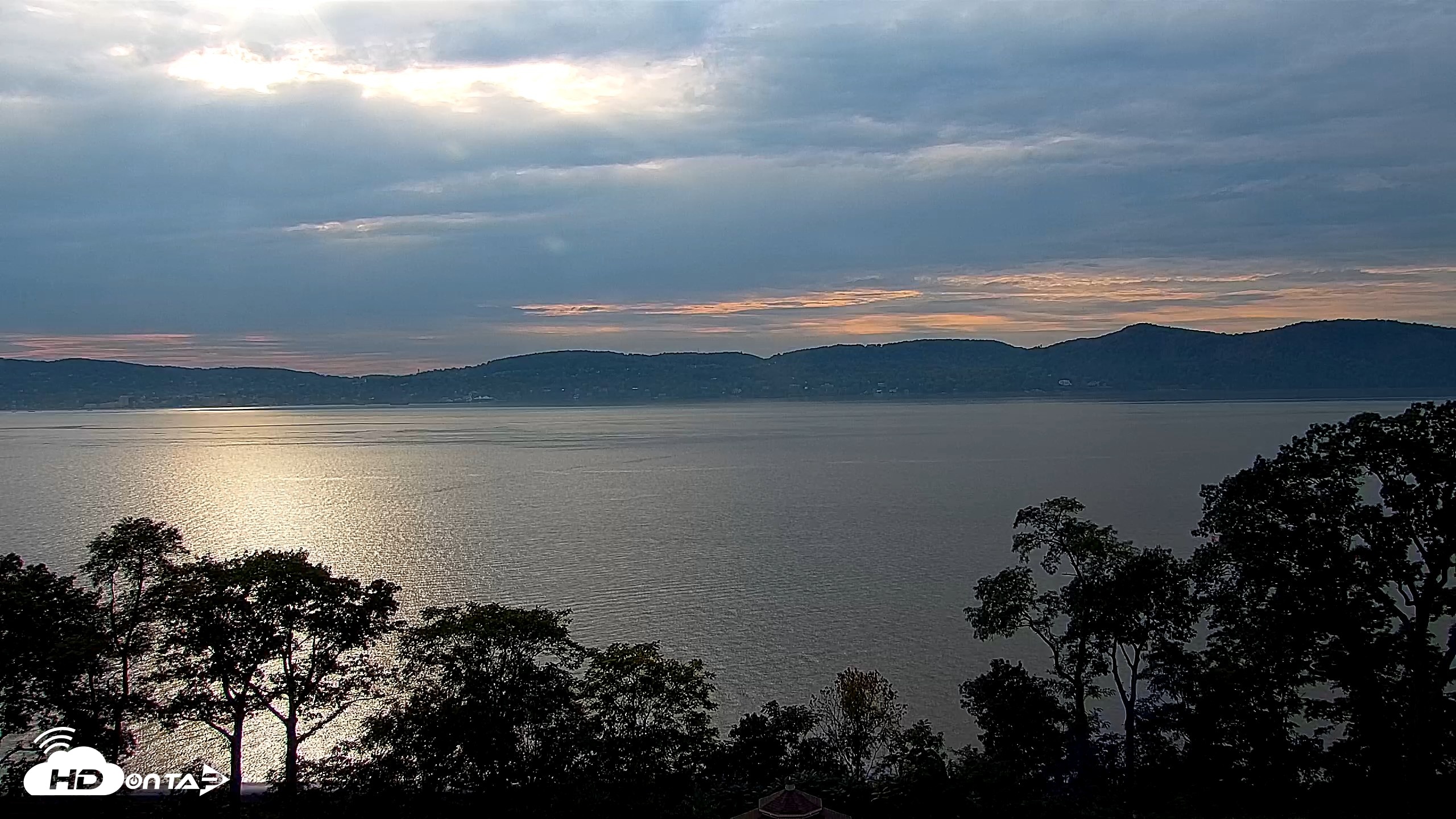 Snapshot of Hudson River Live Webcam taken Oct 1, 2026, 4:56pm EDT