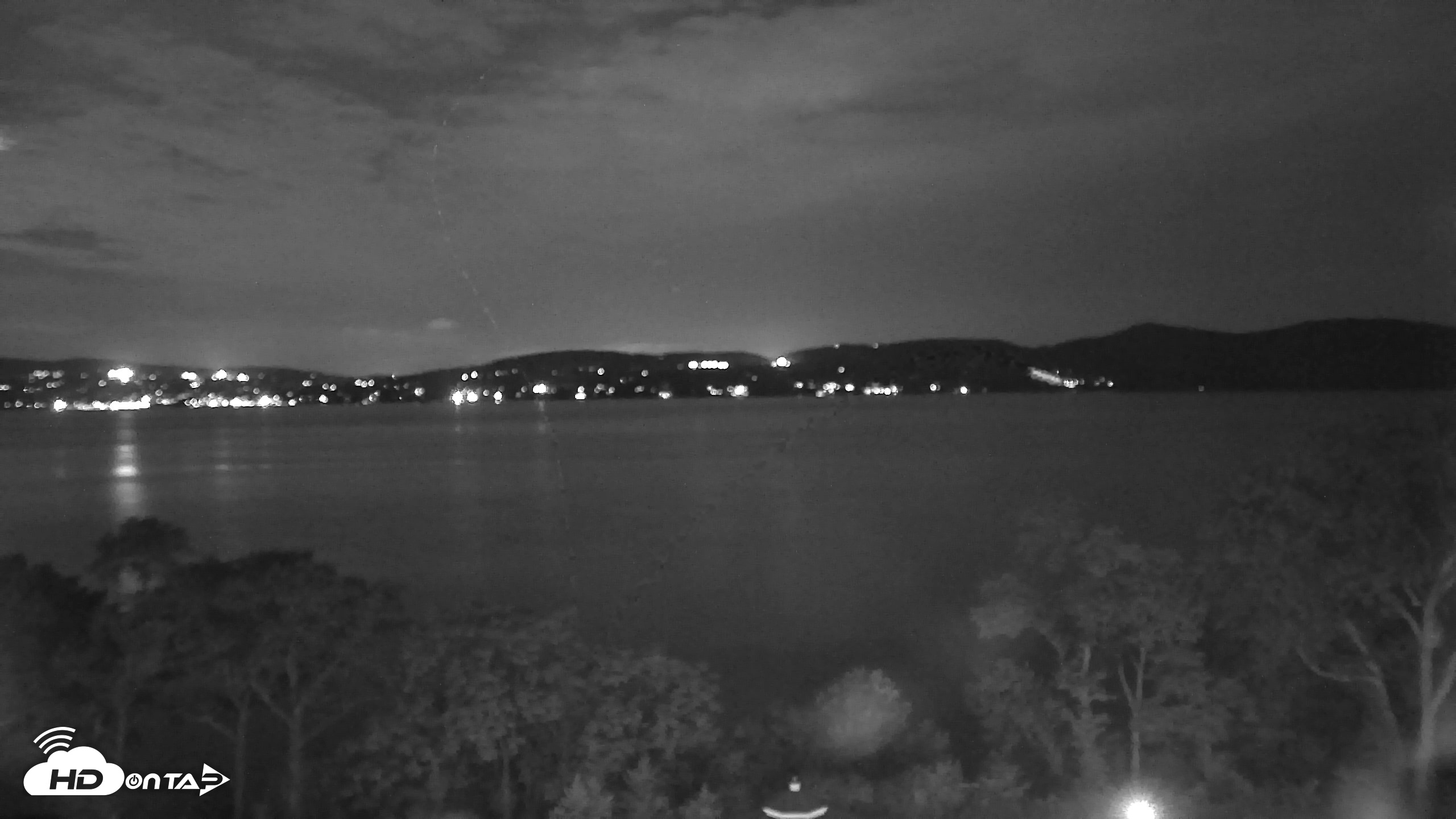 Snapshot of Hudson River Live Webcam taken Aug 17, 2026, 9:01pm EDT