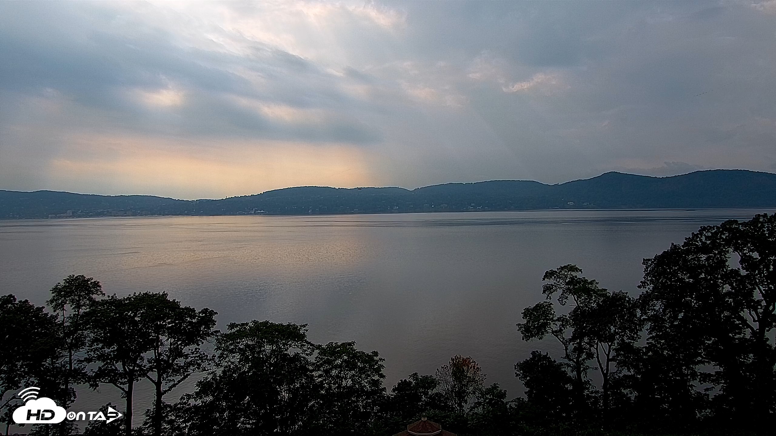 Snapshot of Hudson River Live Webcam taken Sep 1, 2026, 4:42pm EDT