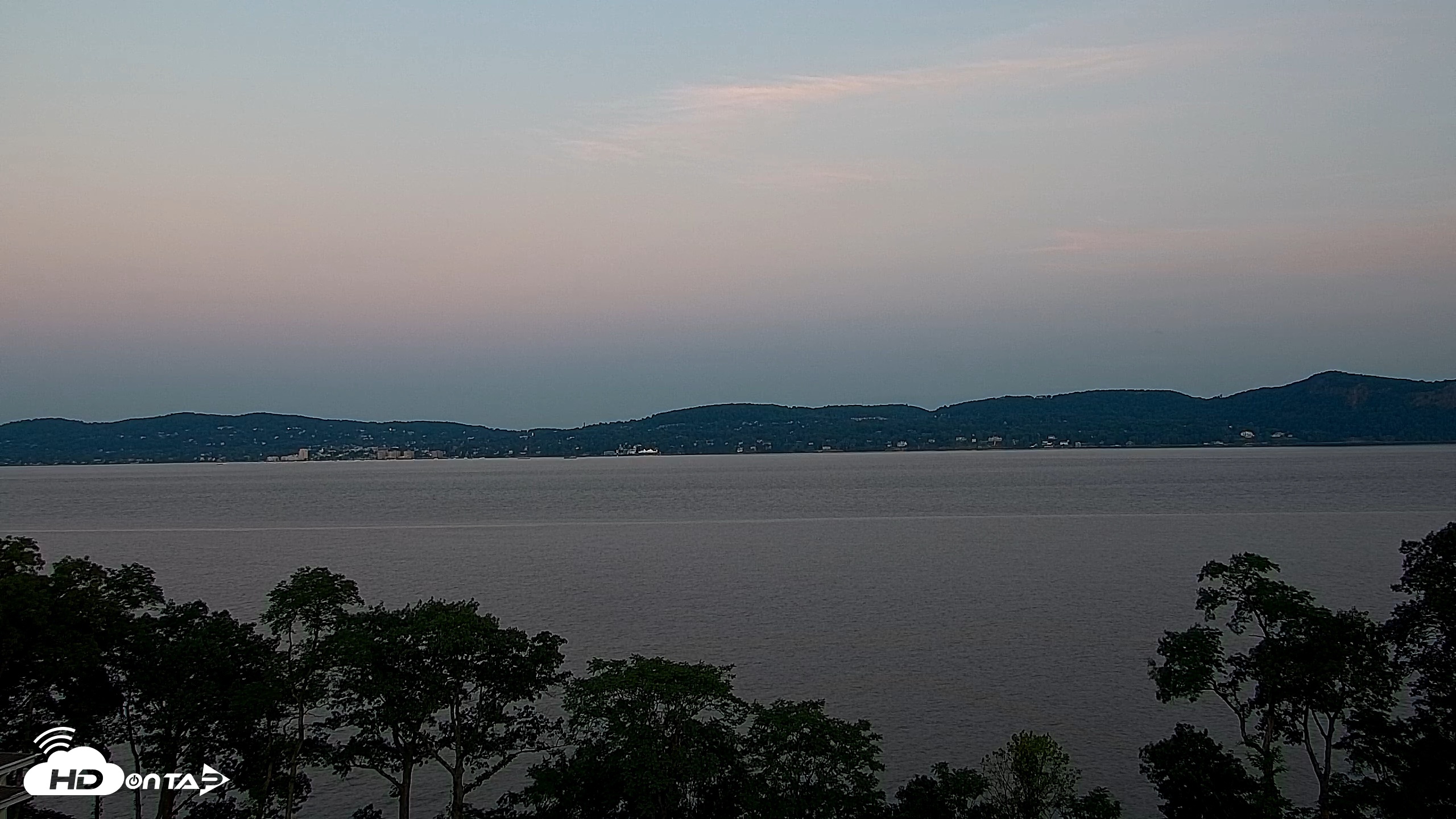 Snapshot of Hudson River Live Webcam taken Jul 14, 2026, 5:33am EDT