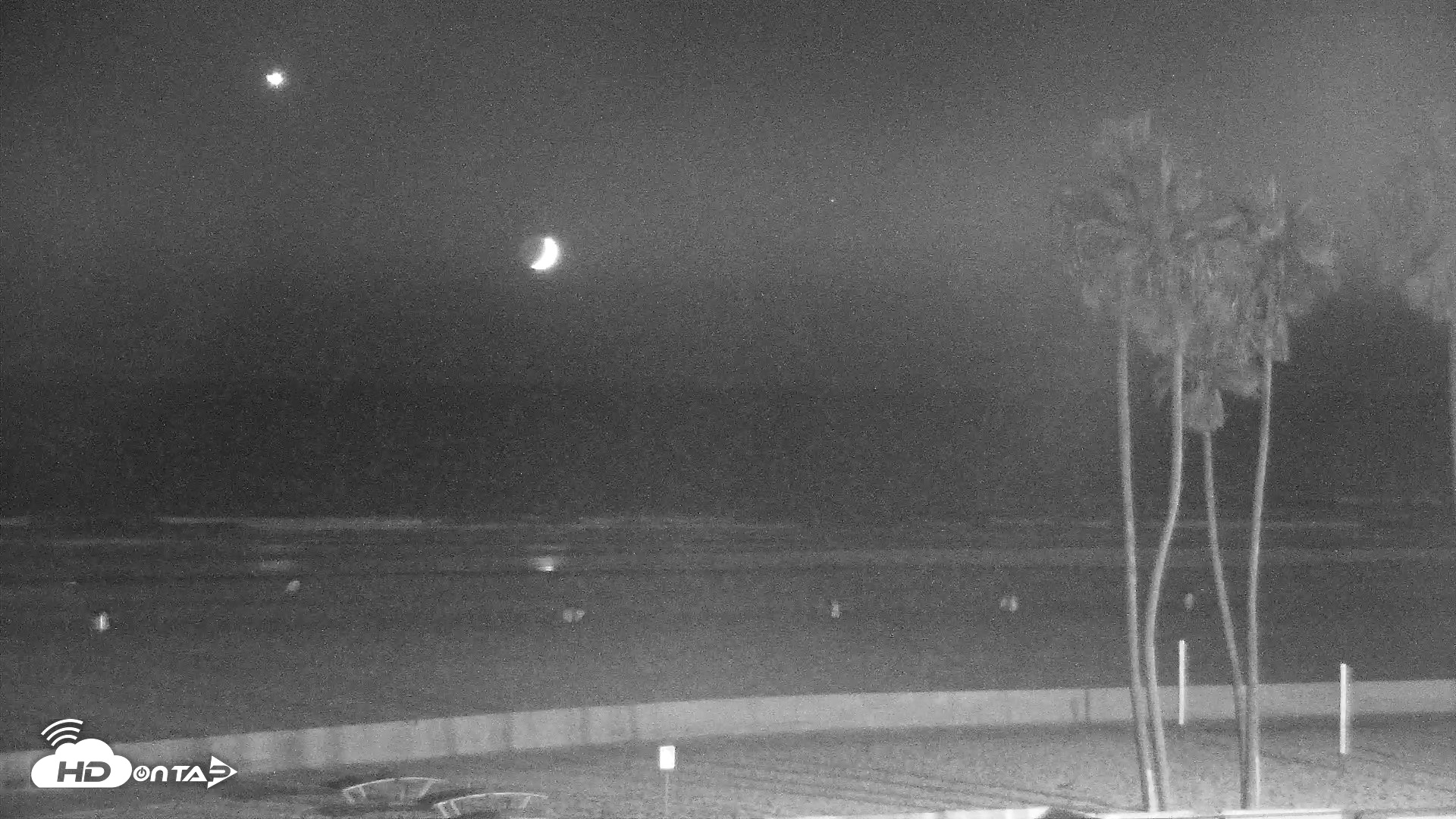 Snapshot of Venice Beach Live Surf Cam taken Sep 13, 2026, 8:06pm PDT