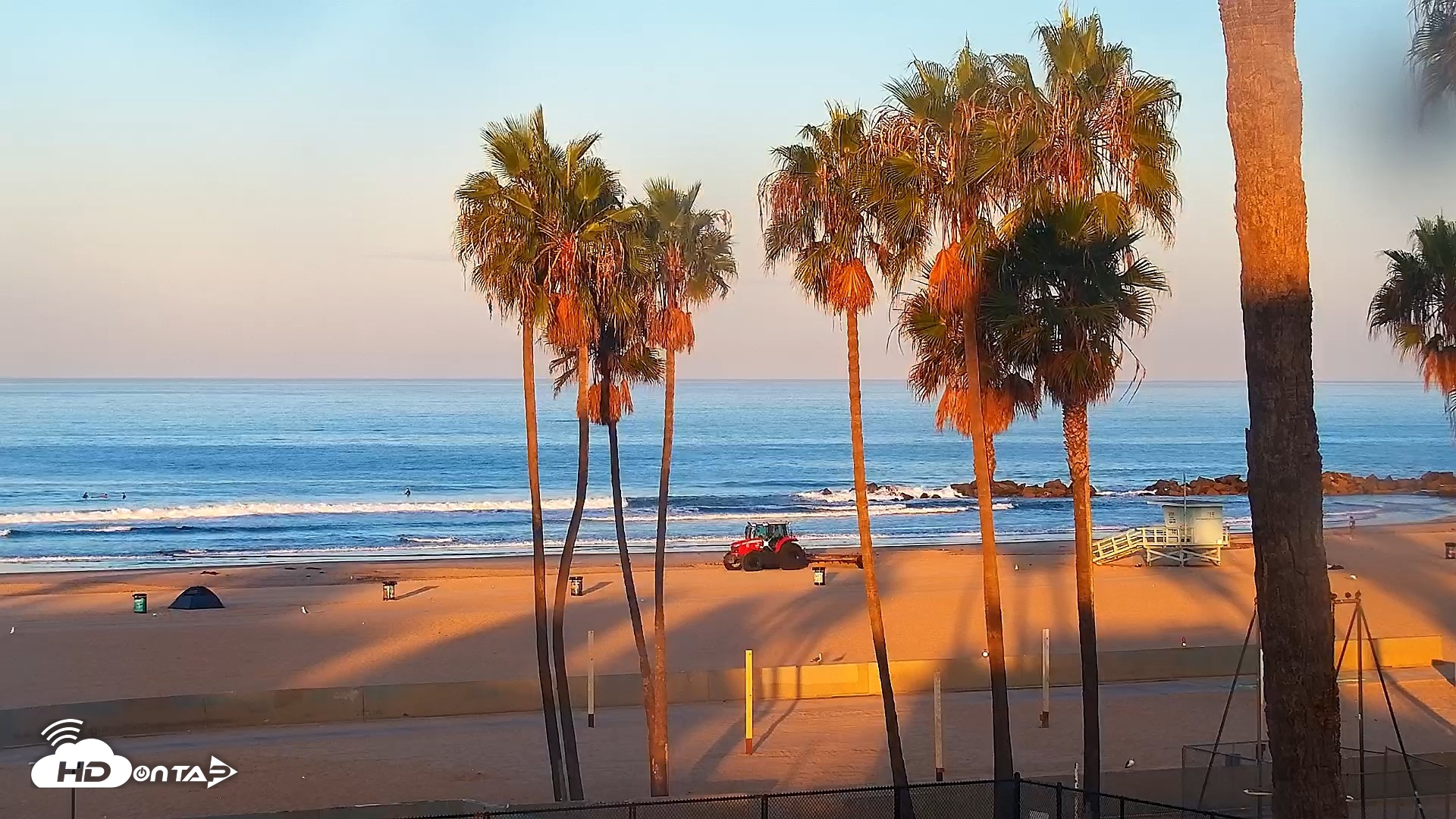 Snapshot of Venice Beach Live Surf Cam taken Sep 10, 2026, 6:58am PDT