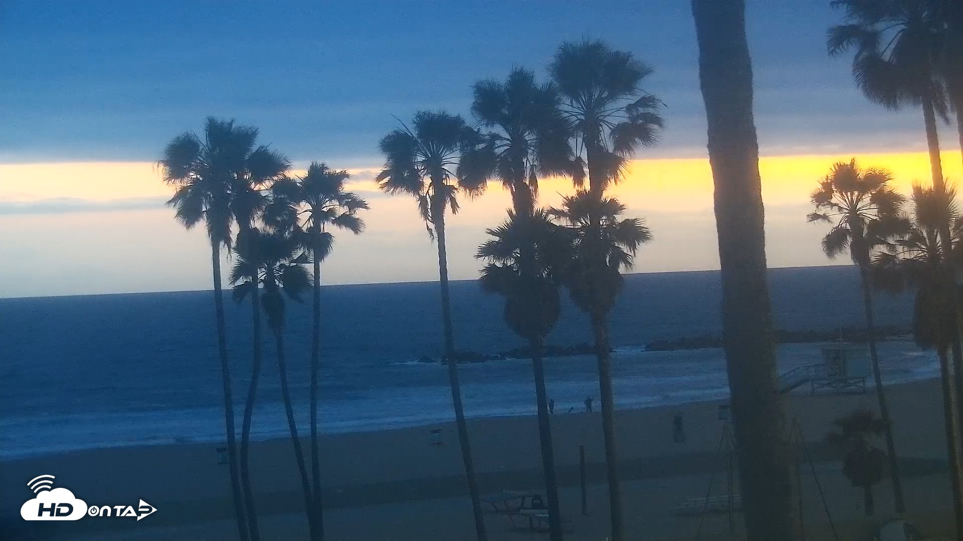 Snapshot of Venice Beach Live Surf Cam taken May 17, 2025, 8:07pm PDT