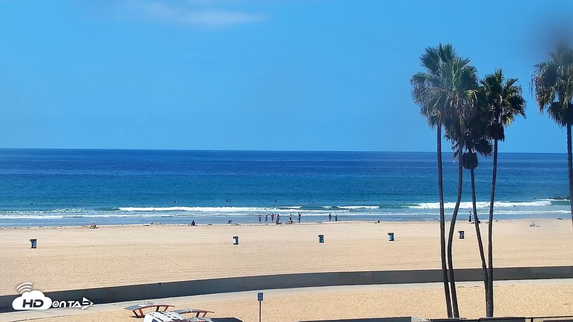 Snapshot of Venice Beach Live Surf Cam taken Sep 21, 2026, 12:01pm PDT