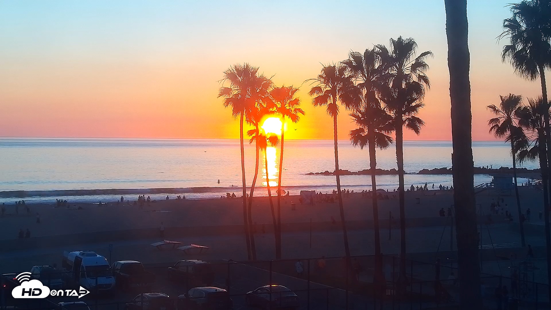 Snapshot of Venice Beach Live Surf Cam taken Feb 28, 2026, 5:44pm PST
