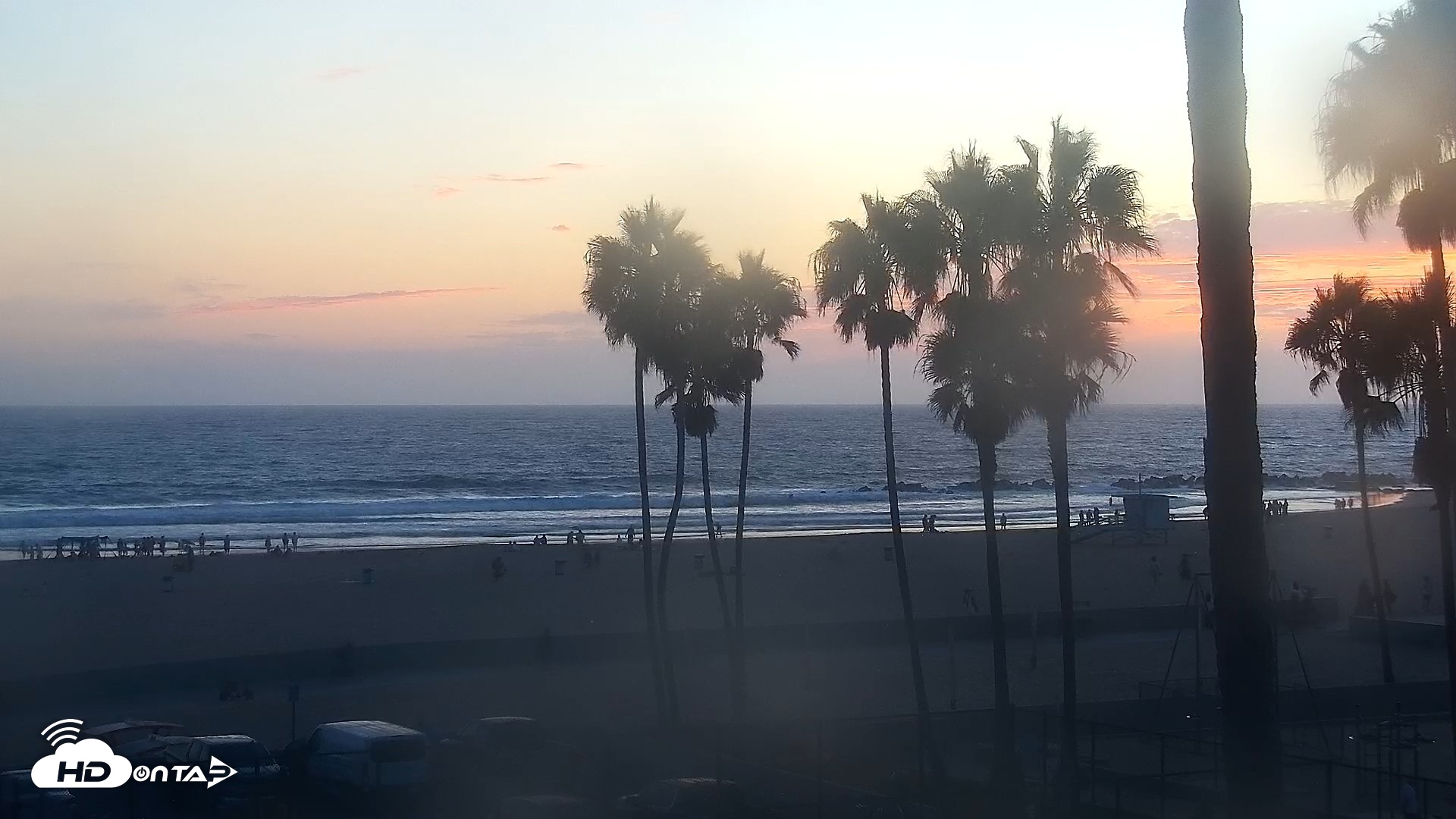 Snapshot of Venice Beach Live Surf Cam taken Aug 29, 2026, 7:34pm PDT