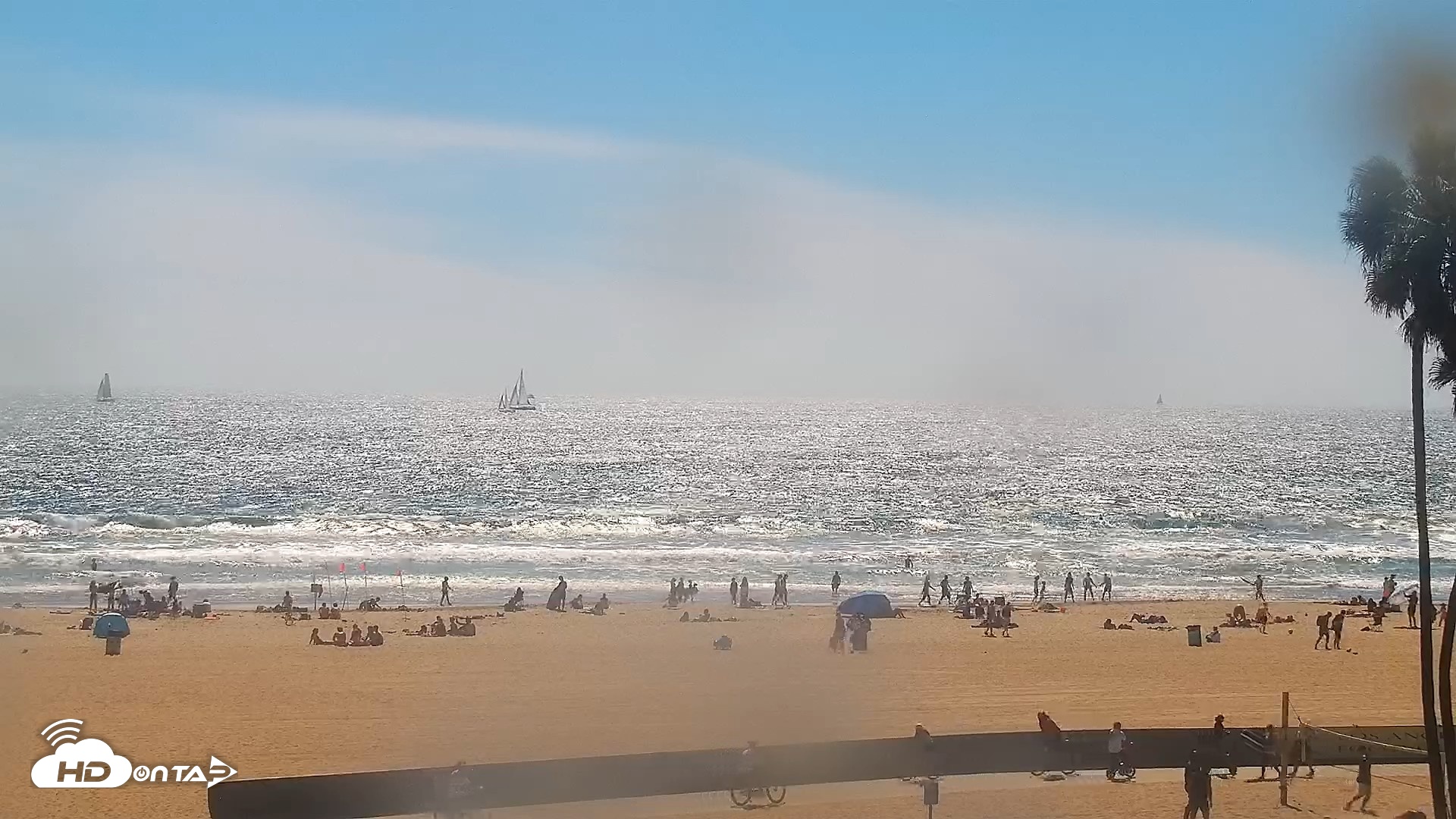 Snapshot of Venice Beach Live Surf Cam taken Aug 16, 2026, 3:25pm PDT