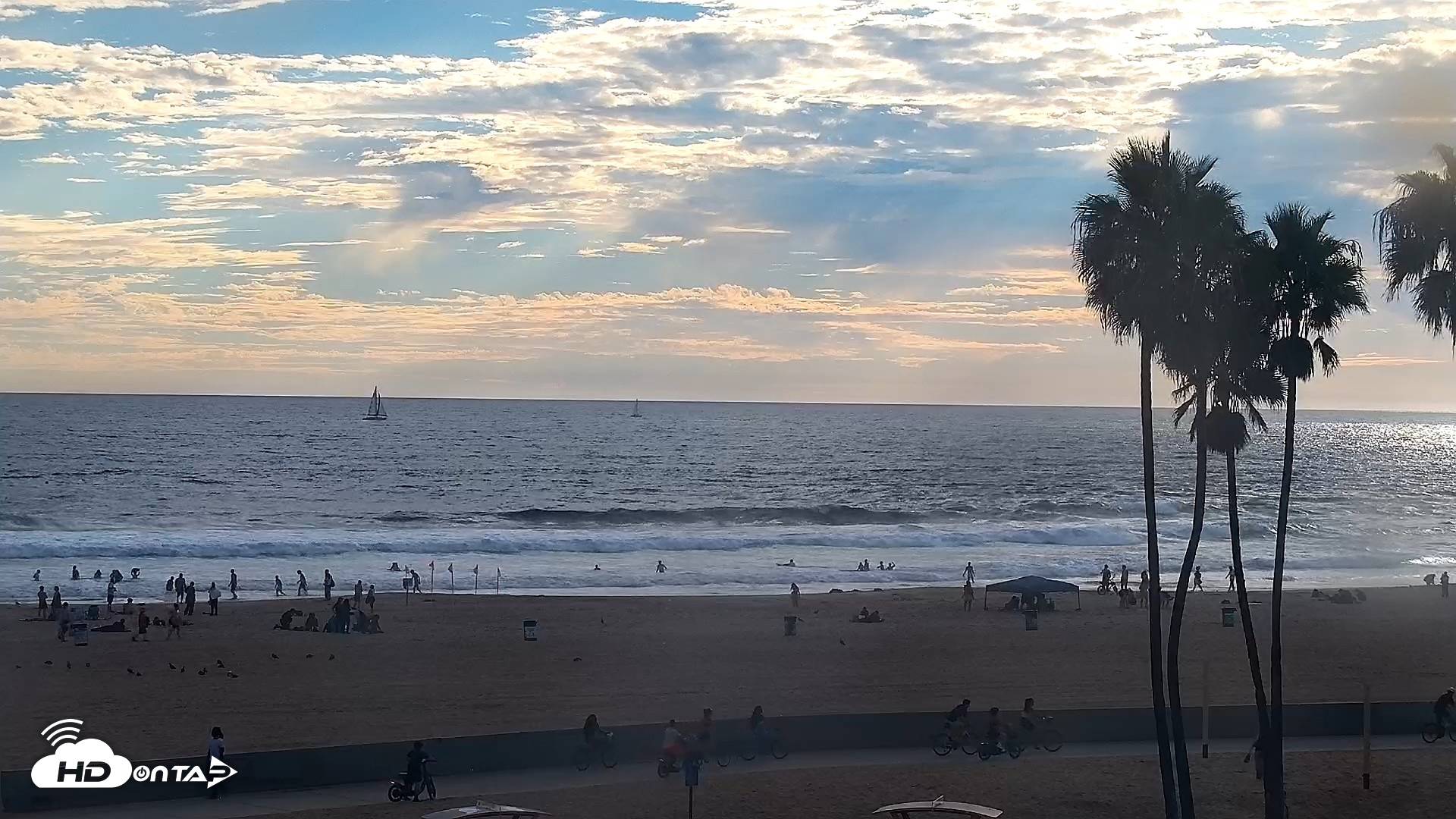 Snapshot of Venice Beach Live Surf Cam taken Sep 7, 2026, 6:01pm PDT