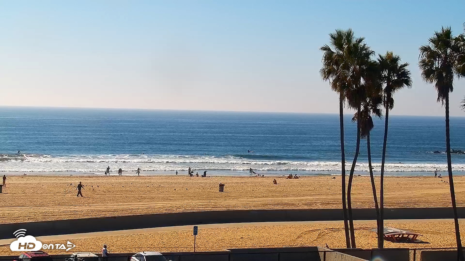Snapshot of Venice Beach Live Surf Cam taken Oct 28, 2025, 2:10pm PDT