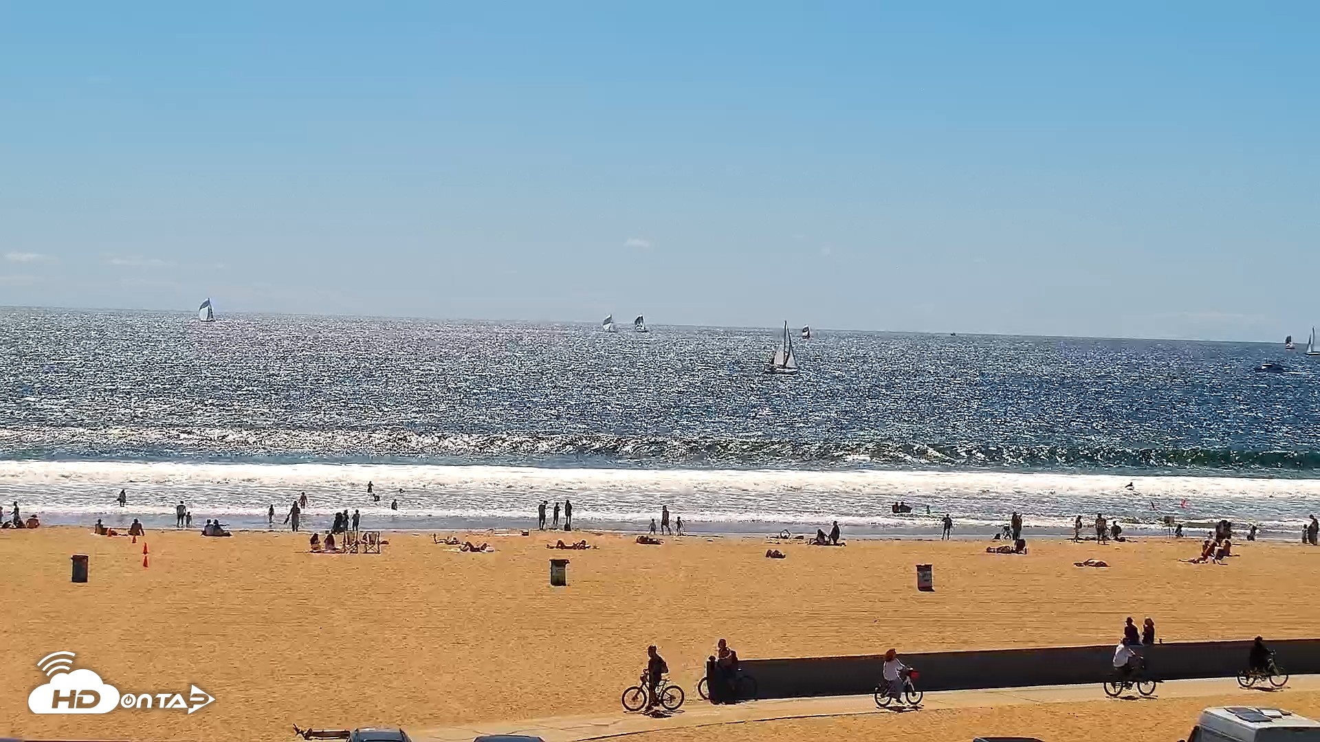 Snapshot of Venice Beach Live Surf Cam taken Apr 11, 2026, 2:47pm PDT