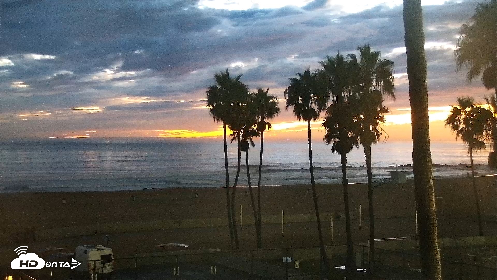 Snapshot of Venice Beach Live Surf Cam taken Sep 6, 2026, 7:44pm PDT