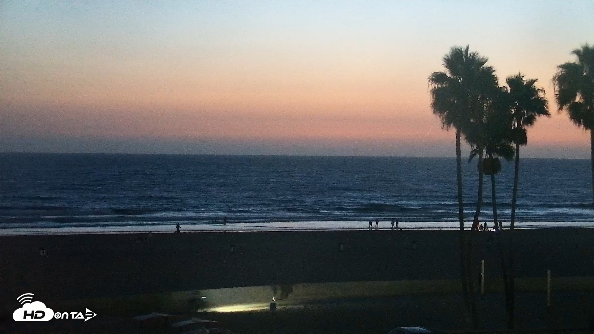 Snapshot of Venice Beach Live Surf Cam taken Sep 12, 2026, 7:42pm PDT