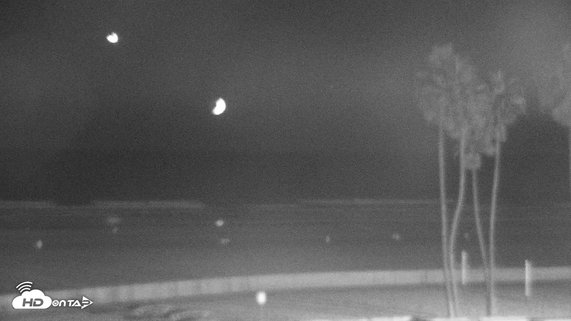 Snapshot of Venice Beach Live Surf Cam taken Sep 13, 2026, 8:08pm PDT