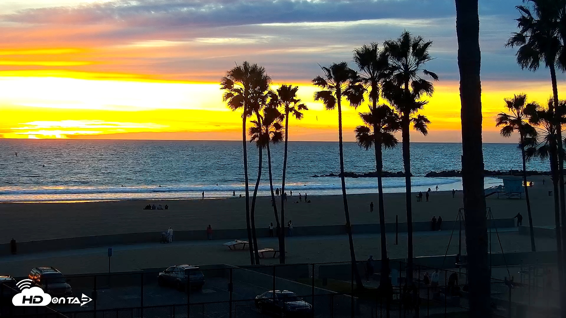 Snapshot of Venice Beach Live Surf Cam taken Jan 27, 2026, 5:24pm PST