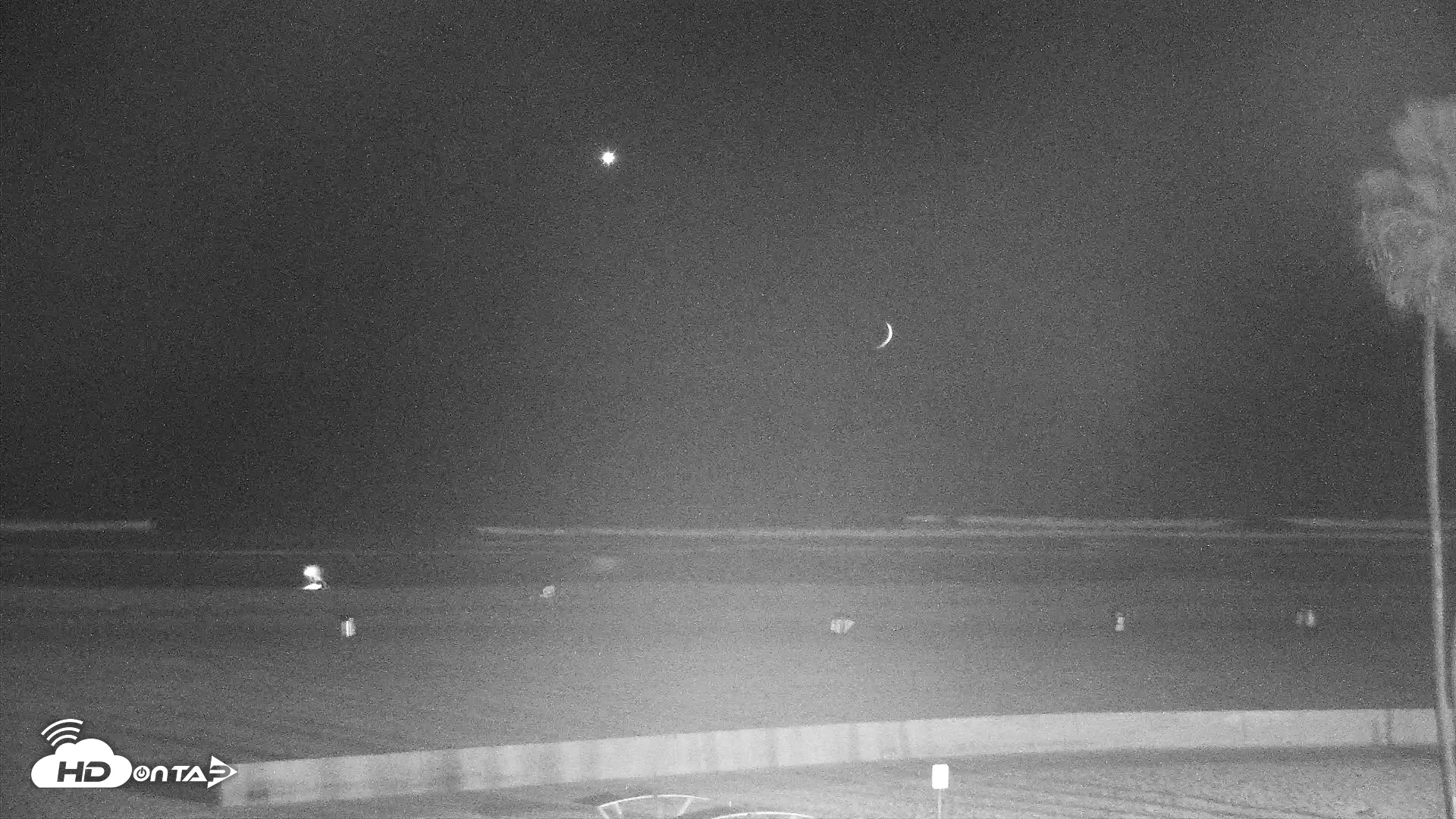 Snapshot of Venice Beach Live Surf Cam taken Sep 13, 2026, 8:15pm PDT