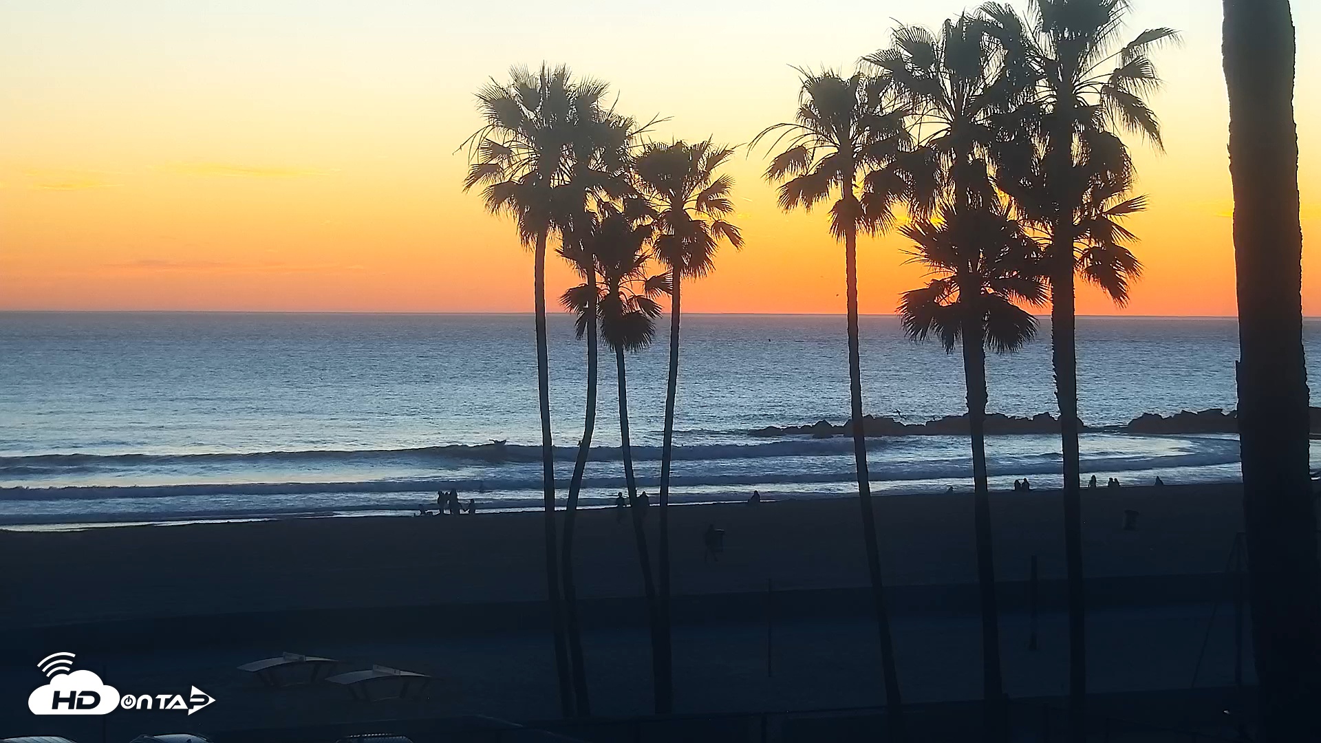 Snapshot of Venice Beach Live Surf Cam taken Mar 6, 2026, 6:02pm PST