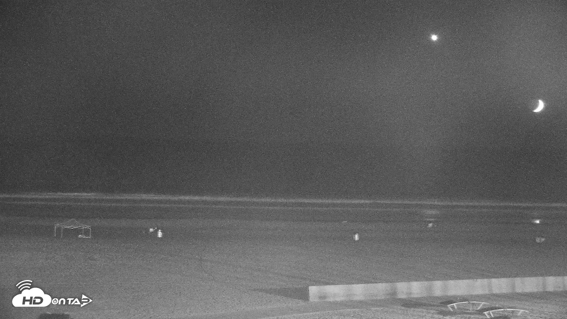 Snapshot of Venice Beach Live Surf Cam taken Sep 13, 2026, 8:08pm PDT
