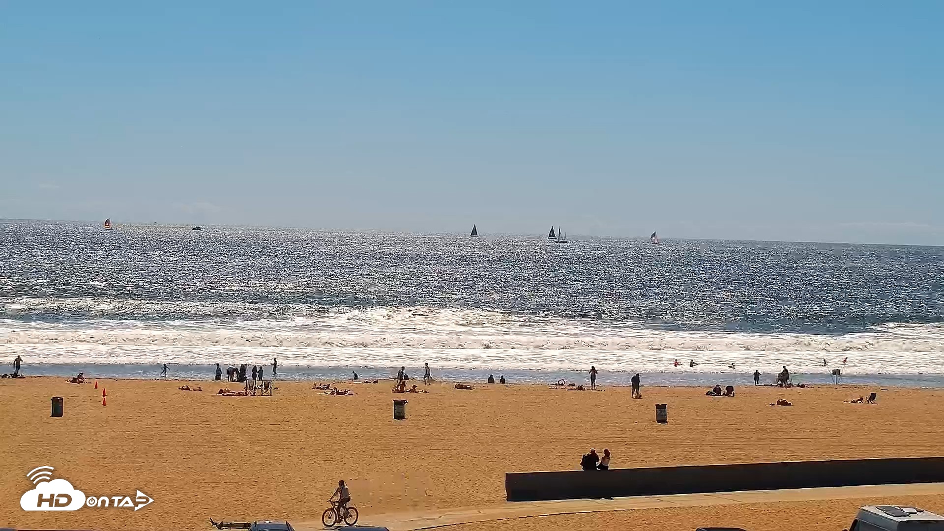 Snapshot of Venice Beach Live Surf Cam taken Apr 11, 2026, 2:59pm PDT