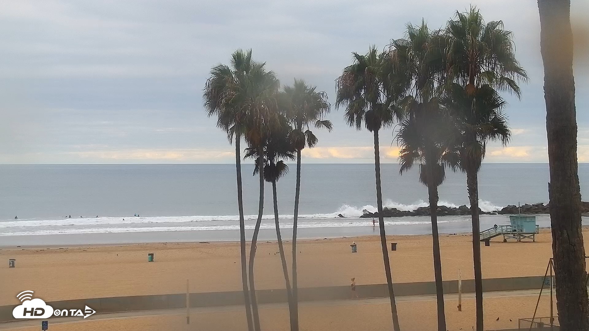 Snapshot of Venice Beach Live Surf Cam taken Aug 14, 2026, 7:30am PDT