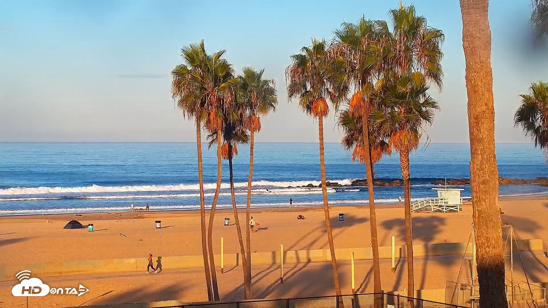 Snapshot of Venice Beach Live Surf Cam taken Sep 10, 2026, 7:14am PDT