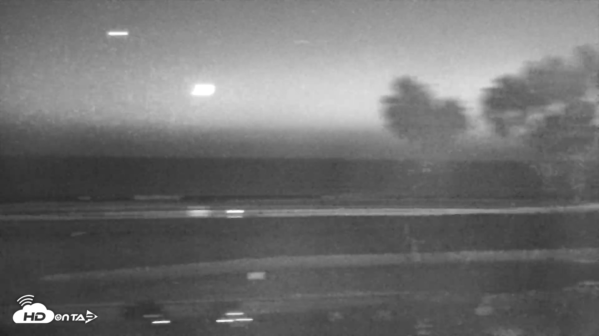 Snapshot of Venice Beach Live Surf Cam taken Sep 13, 2026, 7:58pm PDT