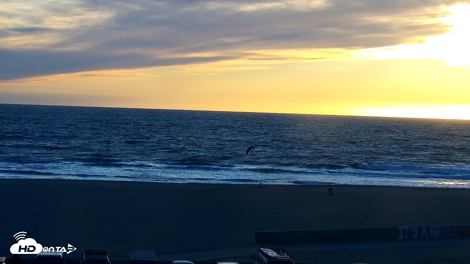 Snapshot of Venice Beach Live Surf Cam taken Feb 12, 2026, 5:12pm PST