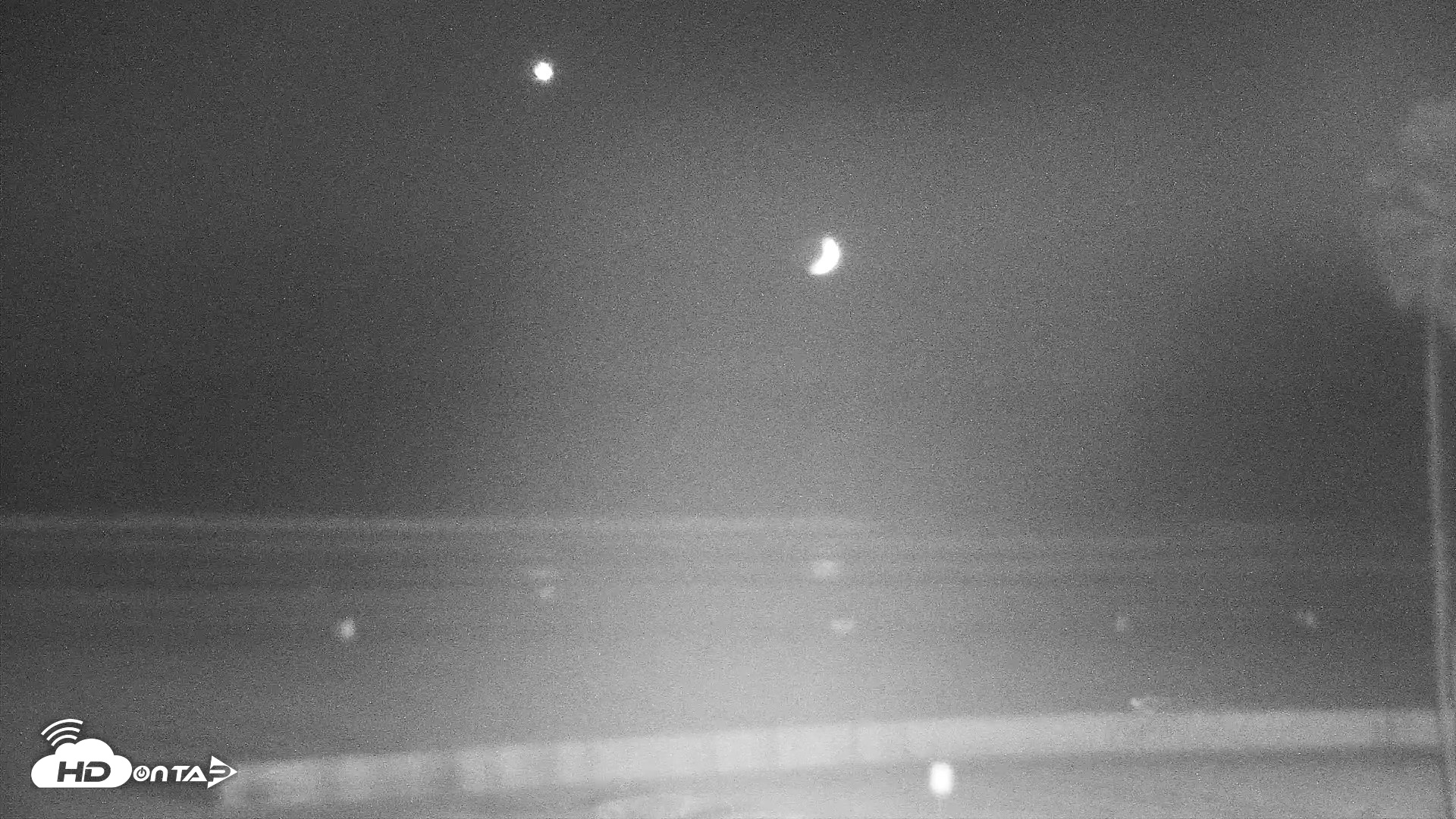 Snapshot of Venice Beach Live Surf Cam taken Sep 13, 2026, 8:07pm PDT