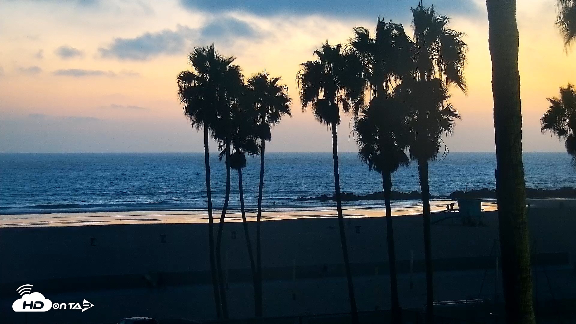 Snapshot of Venice Beach Live Surf Cam taken Sep 14, 2026, 7:30pm PDT