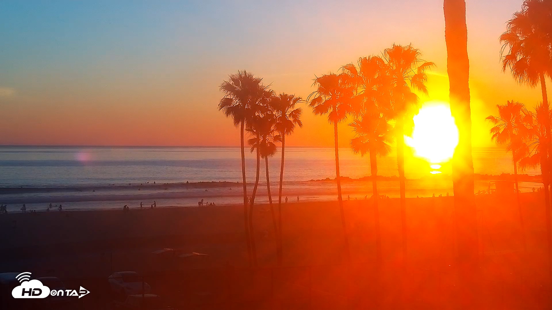 Snapshot of Venice Beach Live Surf Cam taken Mar 18, 2026, 7:00pm PDT