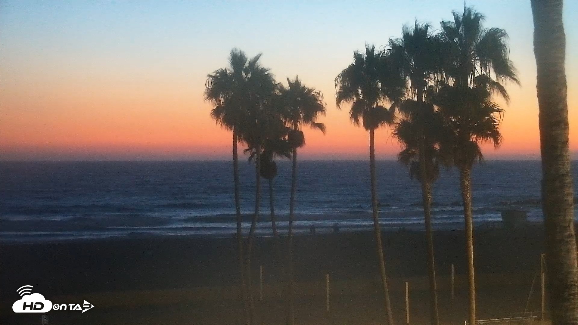 Snapshot of Venice Beach Live Surf Cam taken Aug 24, 2026, 8:07pm PDT