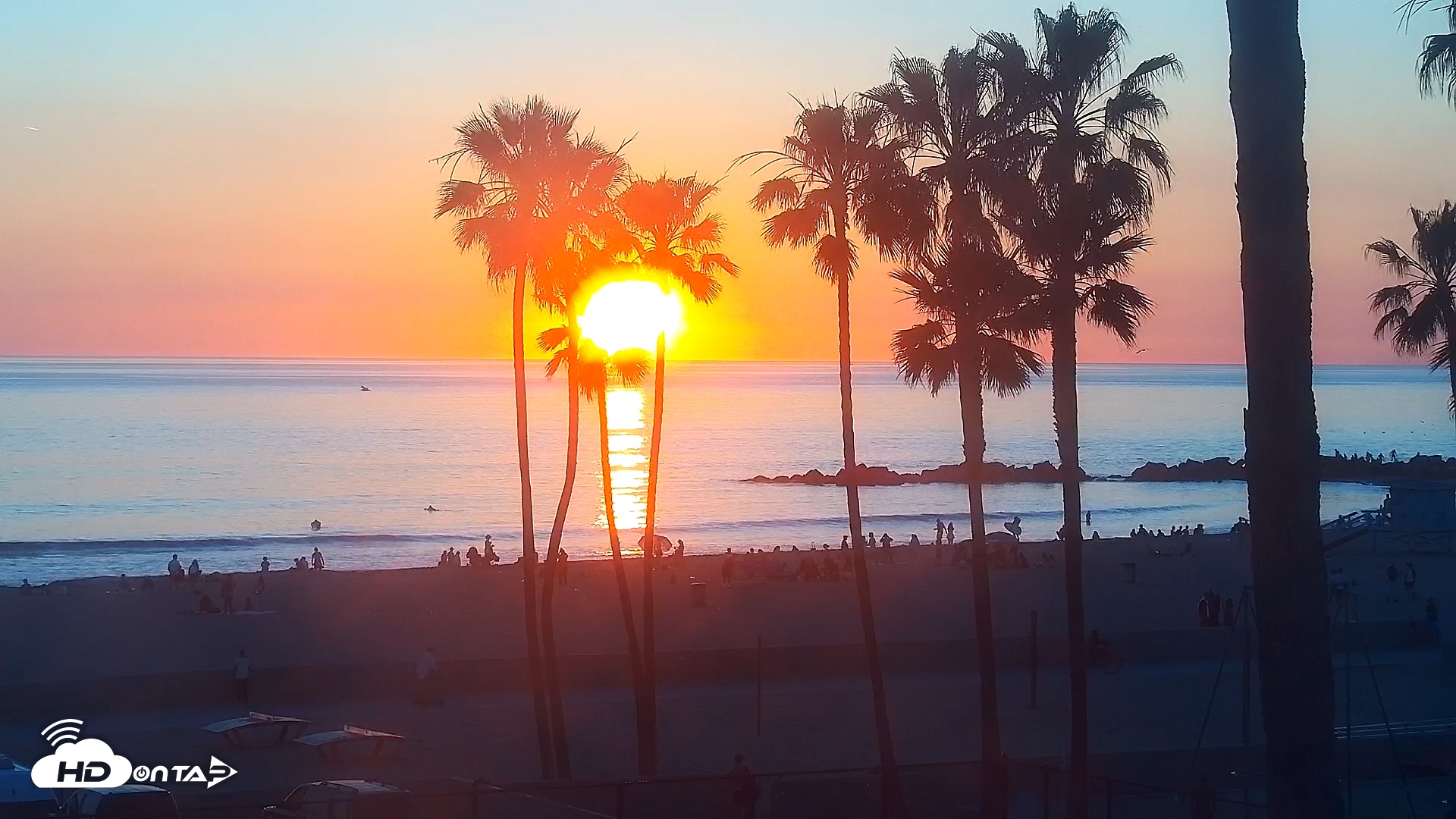 Snapshot of Venice Beach Live Surf Cam taken Feb 28, 2026, 5:45pm PST