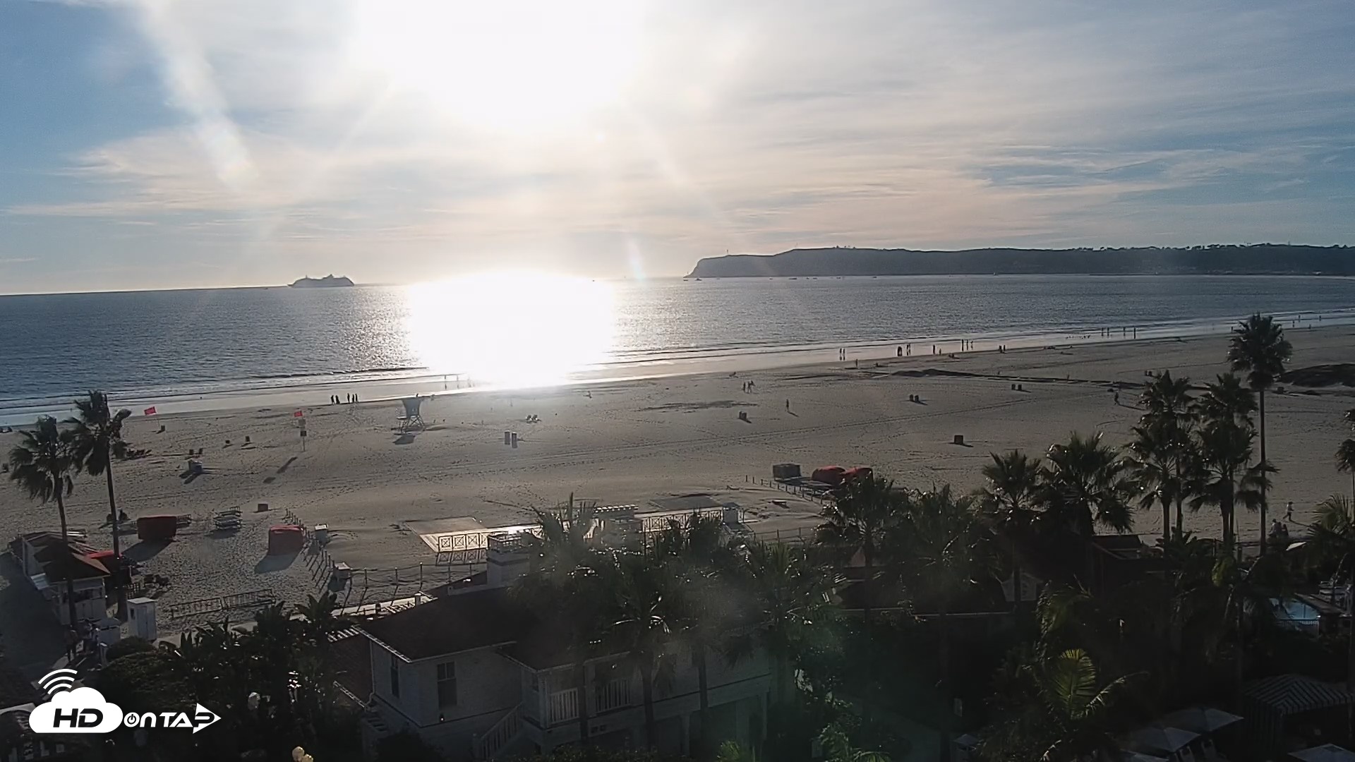 Snapshot of Hotel Del Coronado North Roaming Live Cam taken Oct 25, 2026, 4:53pm PDT