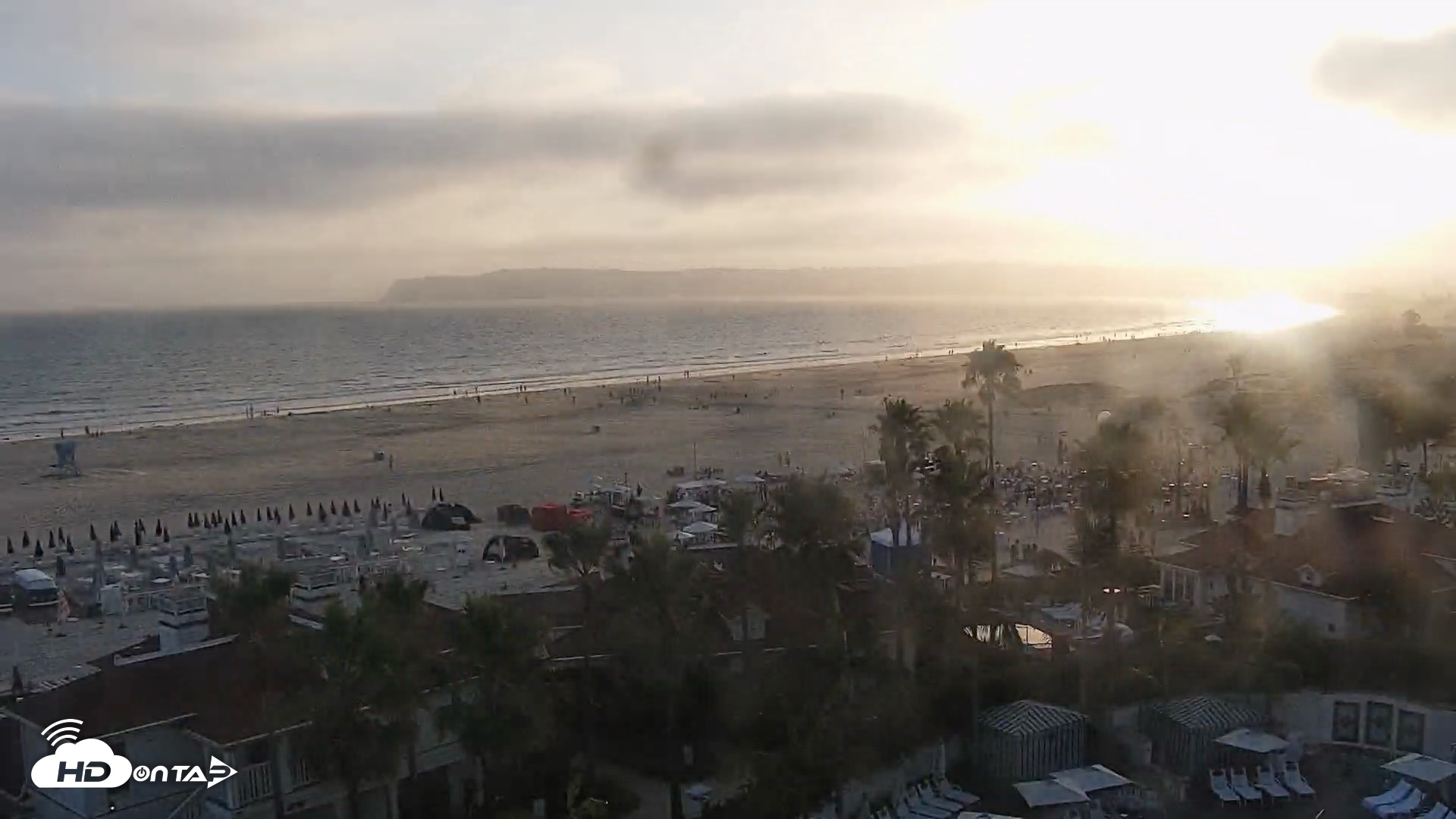Snapshot of Hotel Del Coronado North Roaming Live Cam taken Jul 16, 2026, 7:08pm PDT