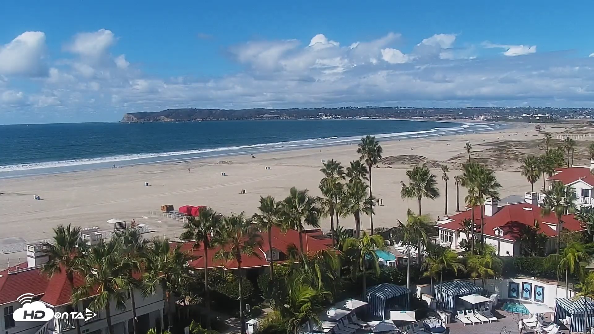 Snapshot of Hotel Del Coronado North Roaming Live Cam taken Oct 22, 2026, 11:38am PDT