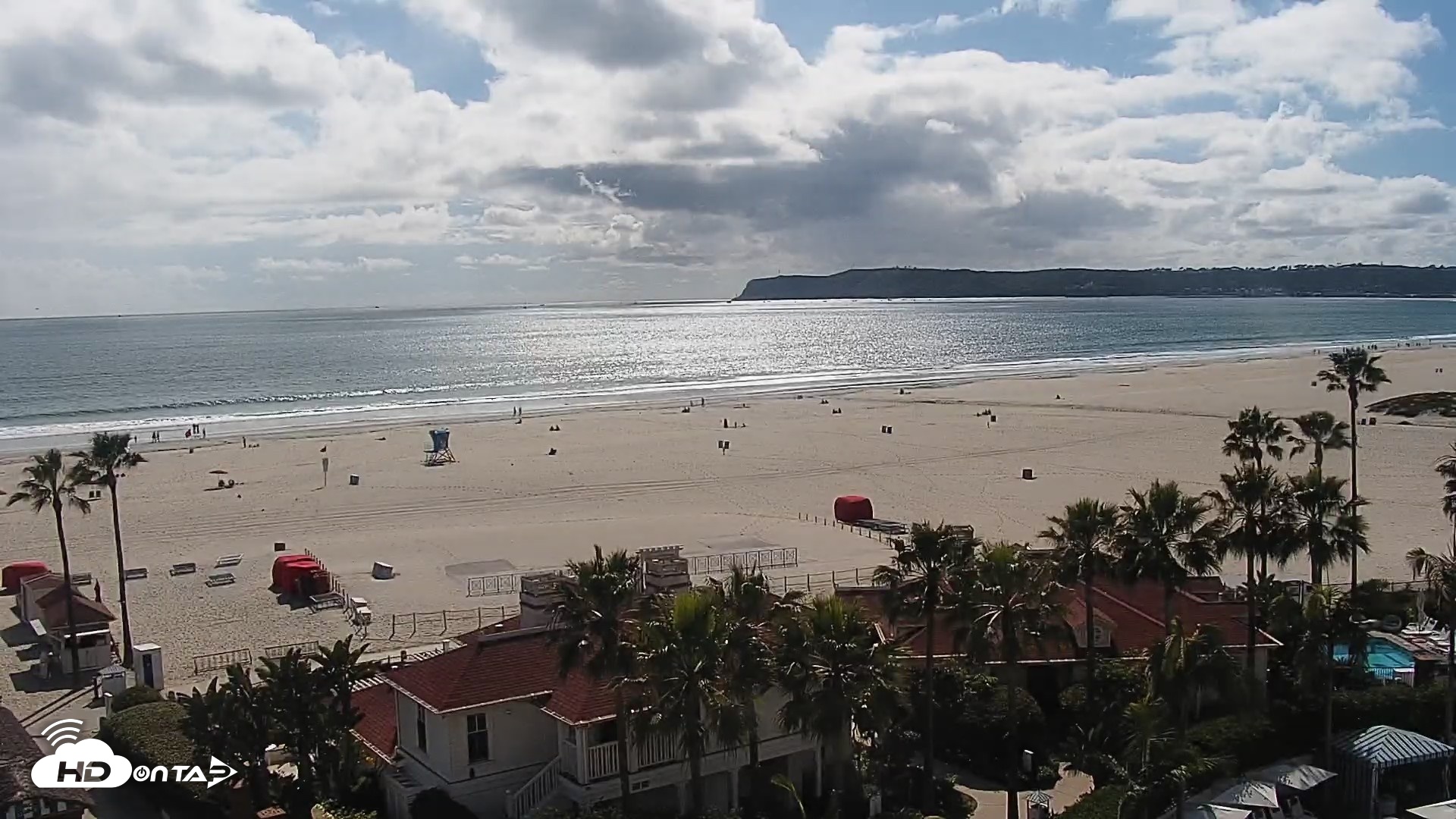Snapshot of Hotel Del Coronado North Roaming Live Cam taken Apr 13, 2026, 4:00pm PDT
