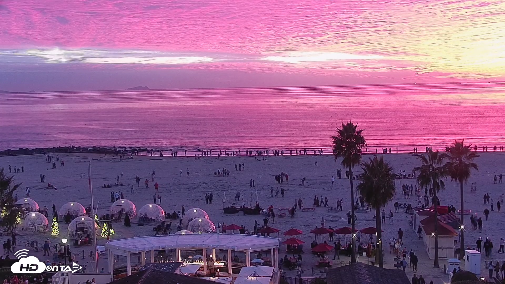 Snapshot of Hotel Del Coronado North Roaming Live Cam taken Dec 29, 2025, 5:05pm PST