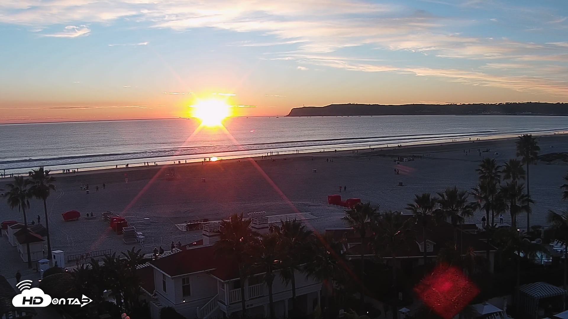 Snapshot of Hotel Del Coronado North Roaming Live Cam taken Jan 16, 2026, 5:06pm PST