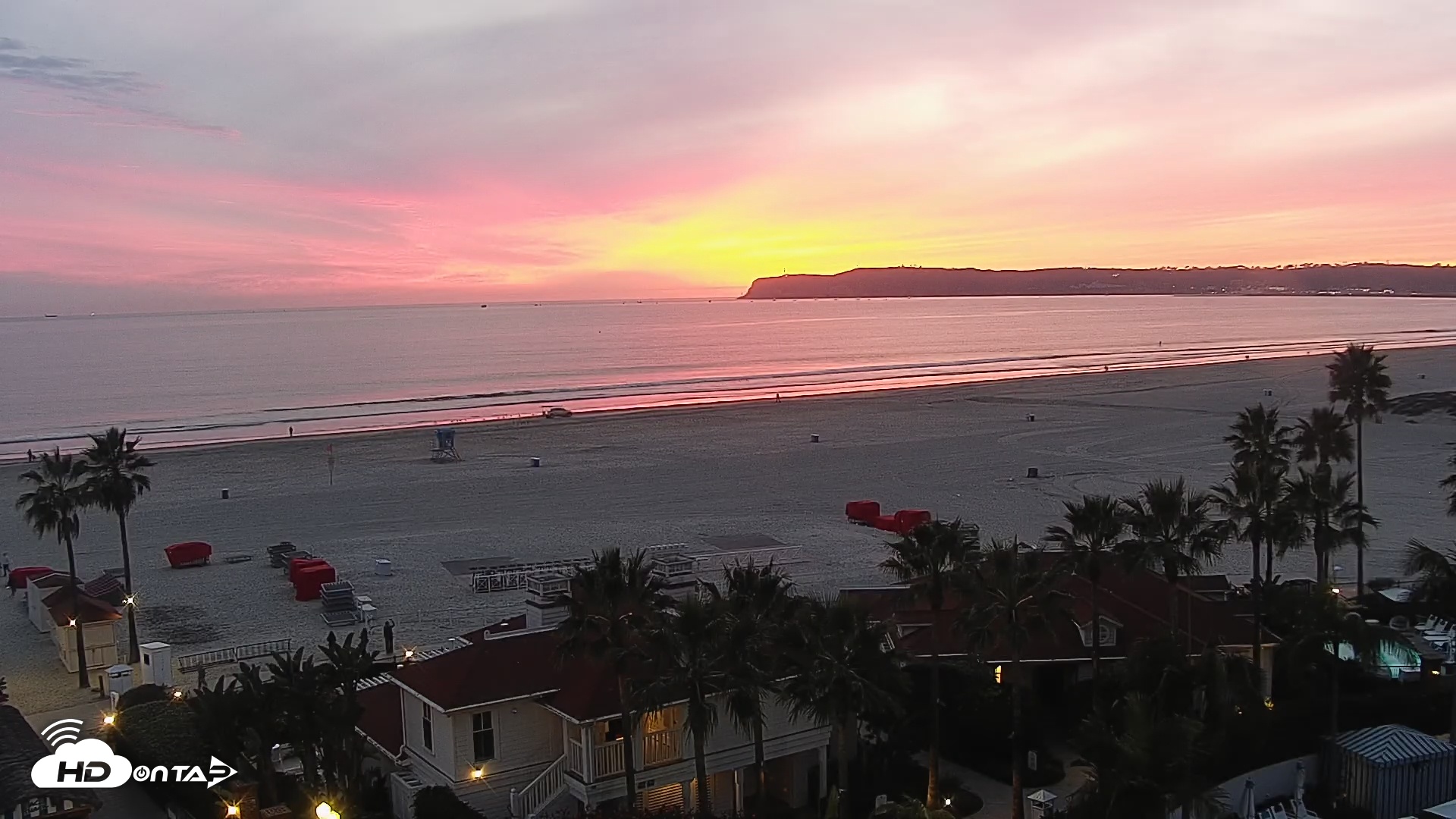 Snapshot of Hotel Del Coronado North Roaming Live Cam taken Jan 28, 2026, 5:32pm PST