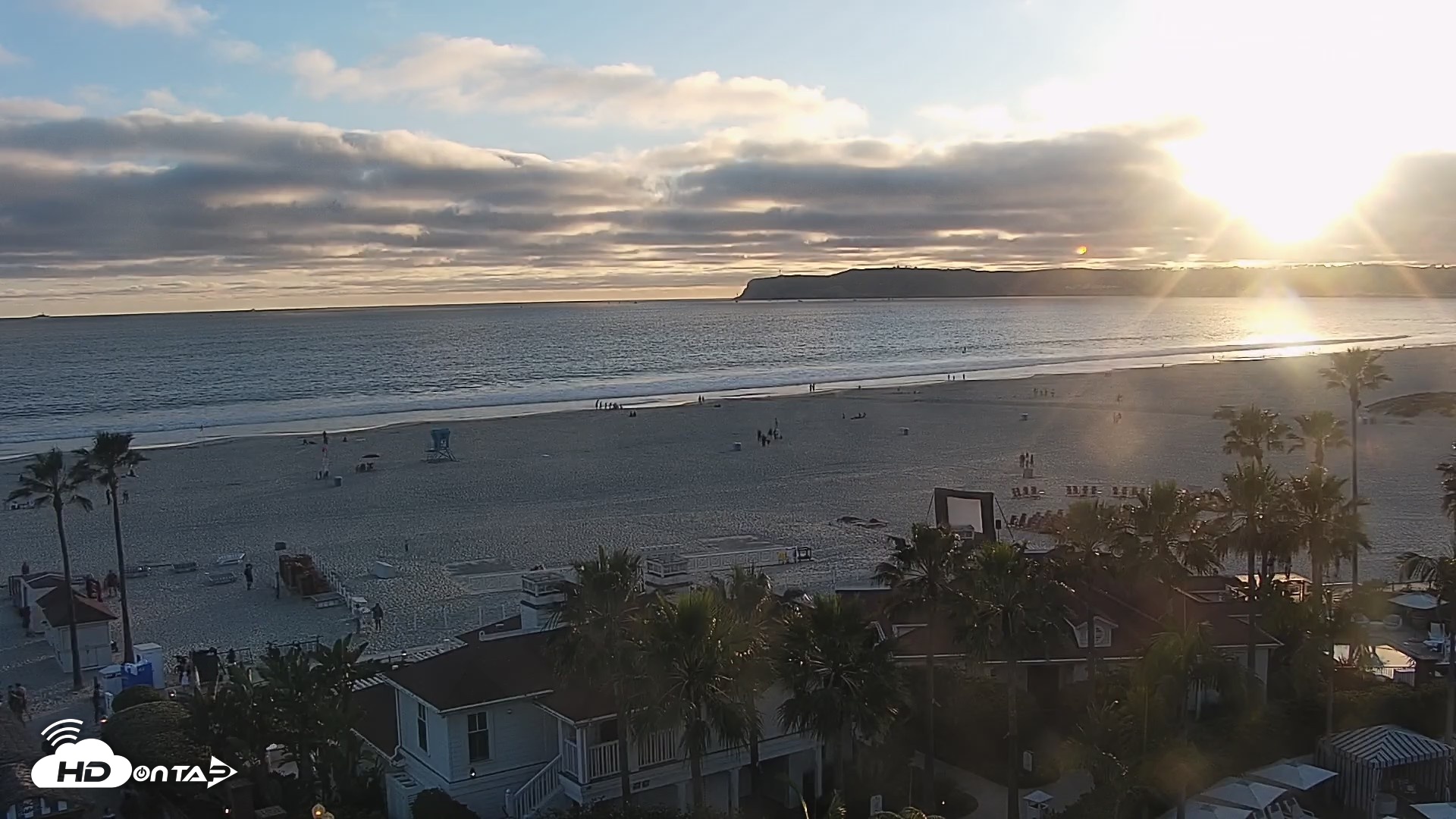 Snapshot of Hotel Del Coronado North Roaming Live Cam taken Apr 10, 2026, 6:45pm PDT