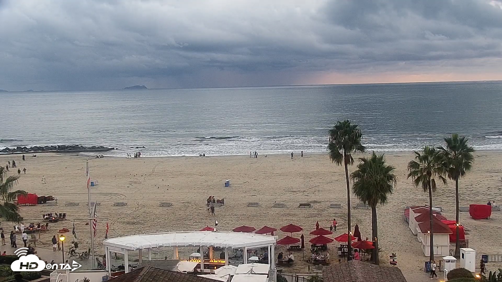 Snapshot of Hotel Del Coronado North Roaming Live Cam taken Oct 23, 2026, 6:07pm PDT
