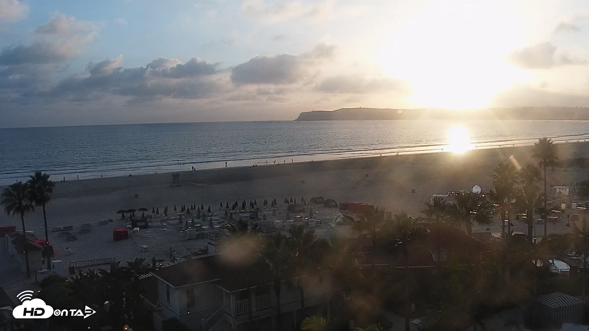 Snapshot of Hotel Del Coronado North Roaming Live Cam taken Sep 16, 2026, 6:31pm PDT