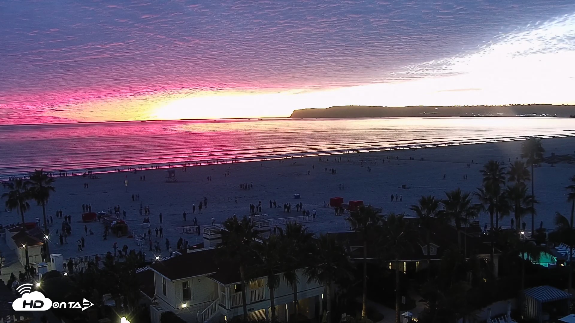 Snapshot of Hotel Del Coronado North Roaming Live Cam taken Dec 29, 2025, 5:11pm PST