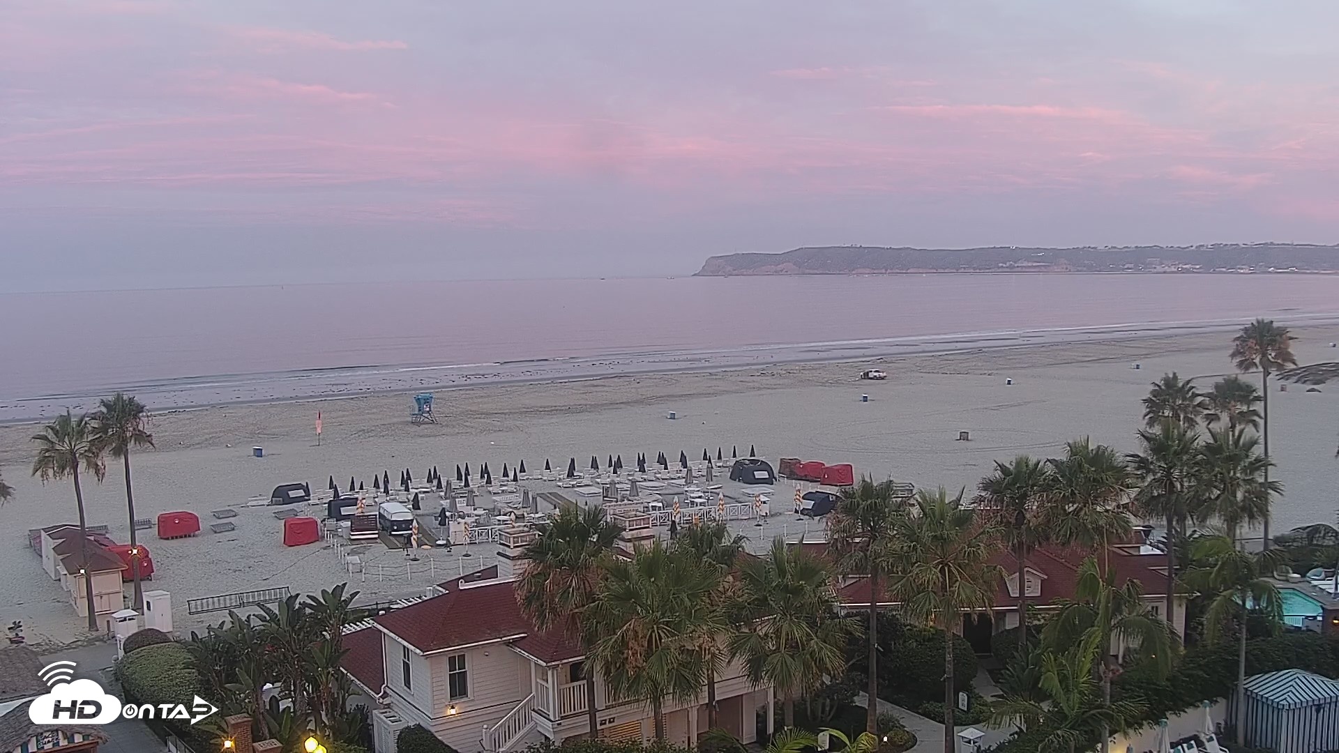 Snapshot of Hotel Del Coronado North Roaming Live Cam taken Jul 4, 2026, 5:43am PDT