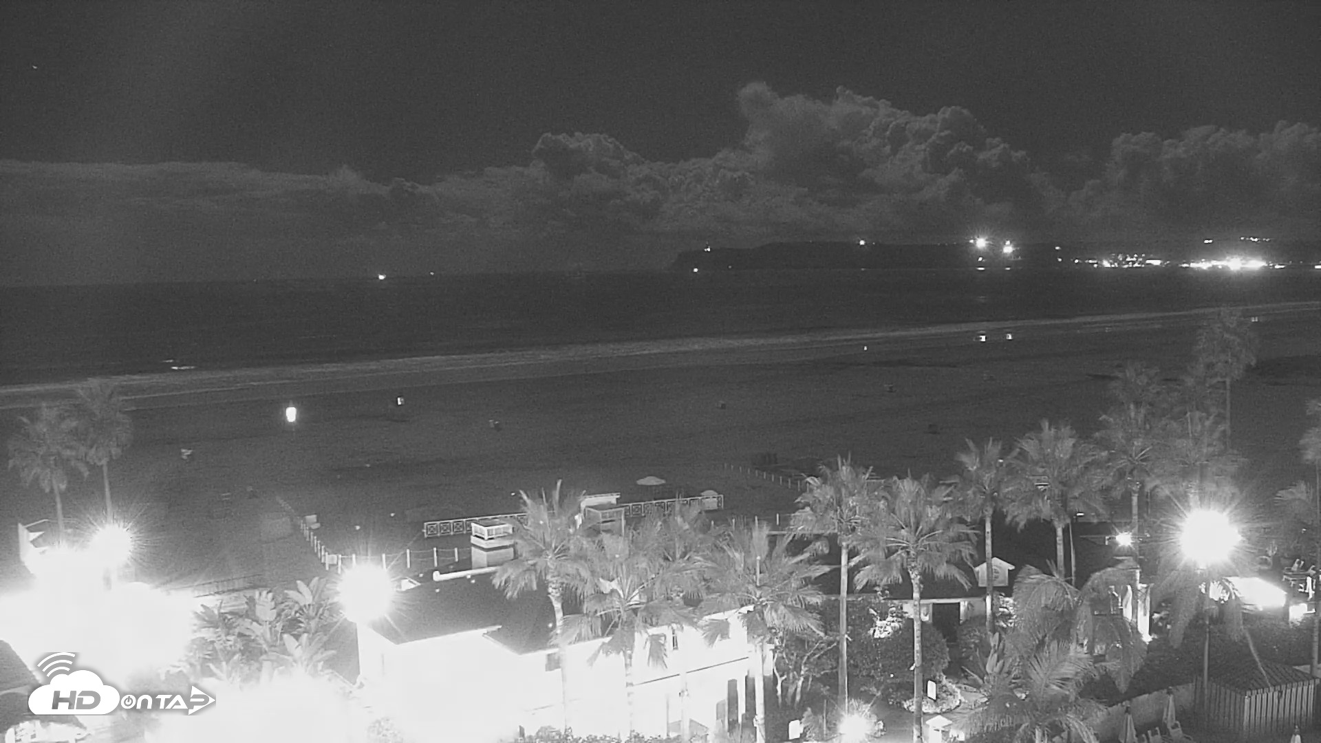 Snapshot of Hotel Del Coronado North Roaming Live Cam taken Oct 24, 2026, 1:18am PDT