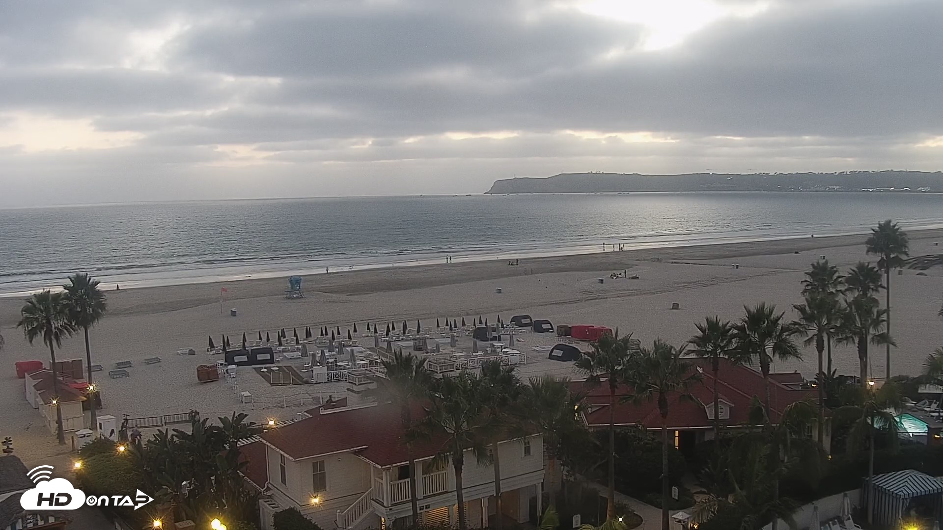 Snapshot of Hotel Del Coronado North Roaming Live Cam taken Sep 14, 2026, 7:10pm PDT