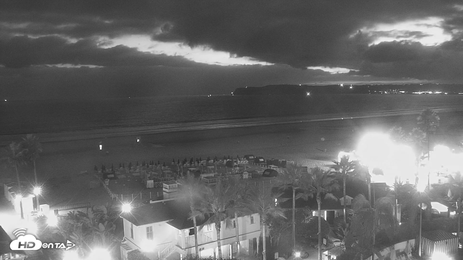 Snapshot of Hotel Del Coronado North Roaming Live Cam taken Sep 16, 2026, 7:31pm PDT