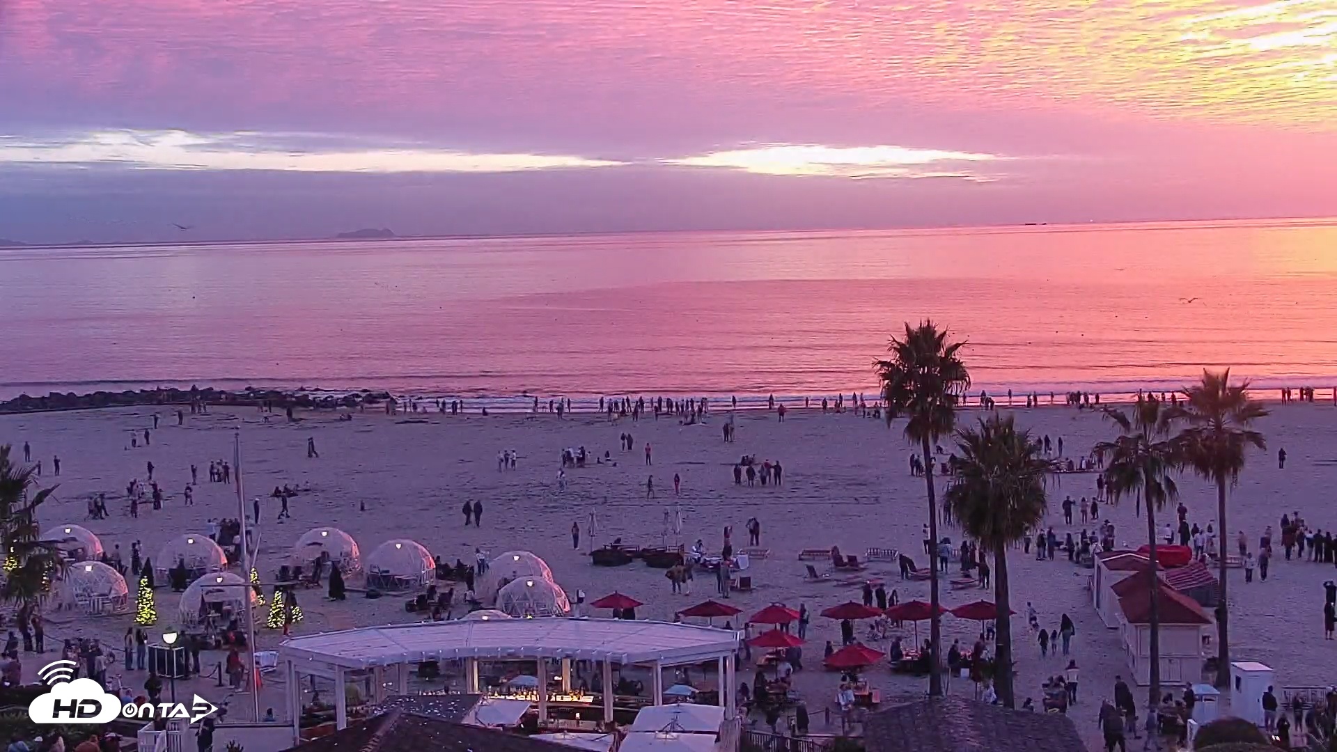 Snapshot of Hotel Del Coronado North Roaming Live Cam taken Dec 29, 2025, 5:00pm PST
