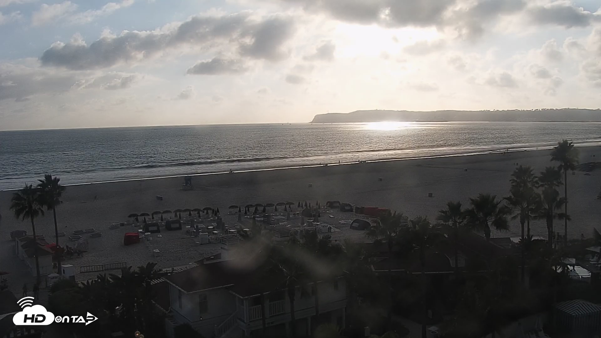 Snapshot of Hotel Del Coronado North Roaming Live Cam taken Sep 21, 2026, 5:42pm PDT