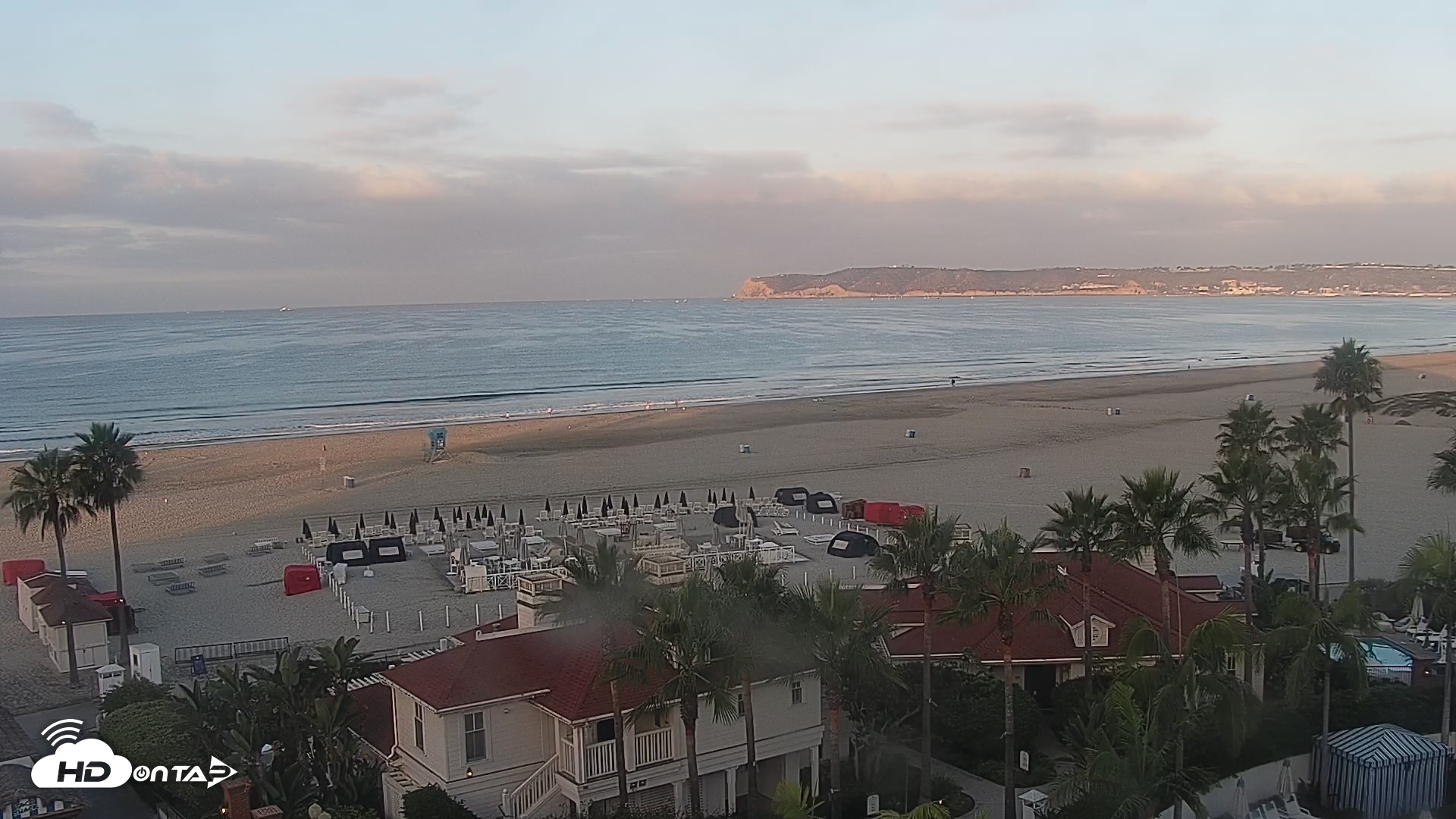 Snapshot of Hotel Del Coronado North Roaming Live Cam taken Sep 19, 2026, 6:57am PDT
